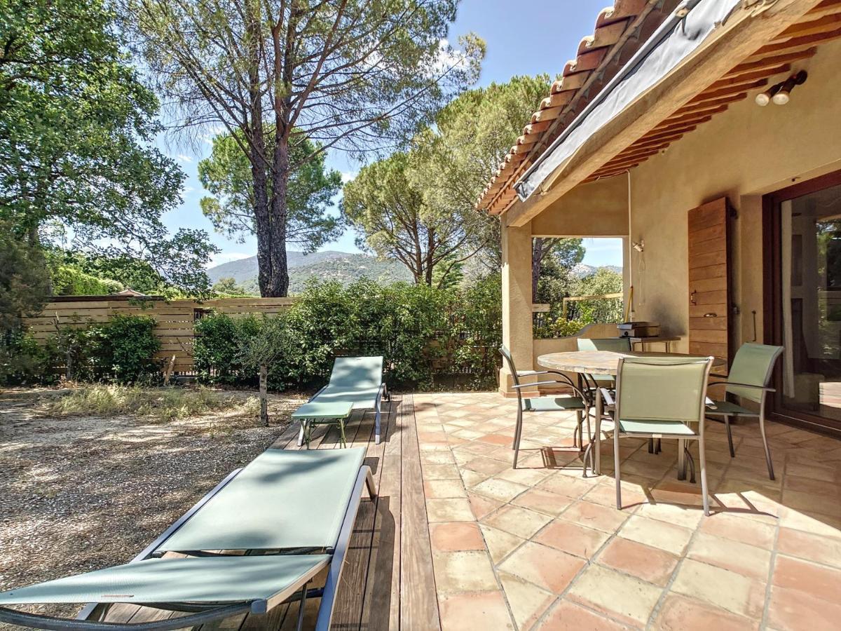 Villa La Petite Bergerie Le Plan-de-la-Tour Exterior foto